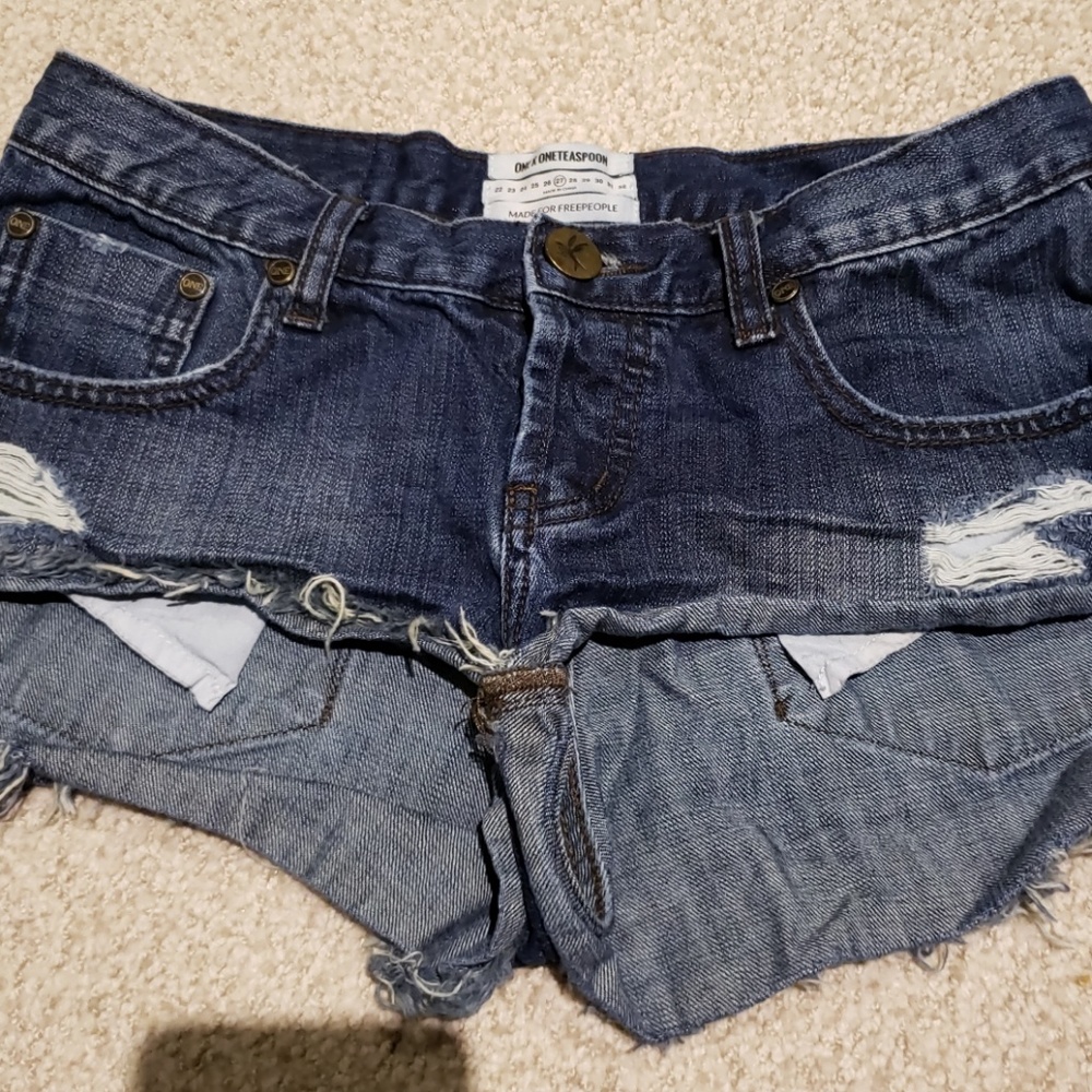 One teaspoon bonitas shorts size 27
